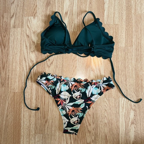 Green flower bikini - Picture 6 of 7